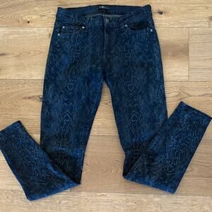 7 For All Mankind EUC Black Snakeskin Print Jeans size 28